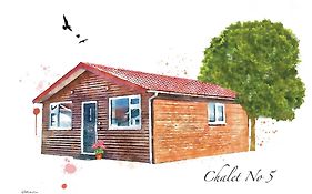 Detached Seaview Chalet In Bridlington
